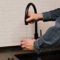 SWITCH bateria kuchenna z zestawem filtrującym, czarny mat